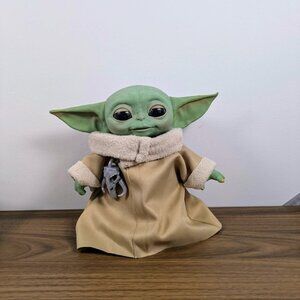 Star Wars Grogu Animatronic Toy (The Child / Baby Yoda)